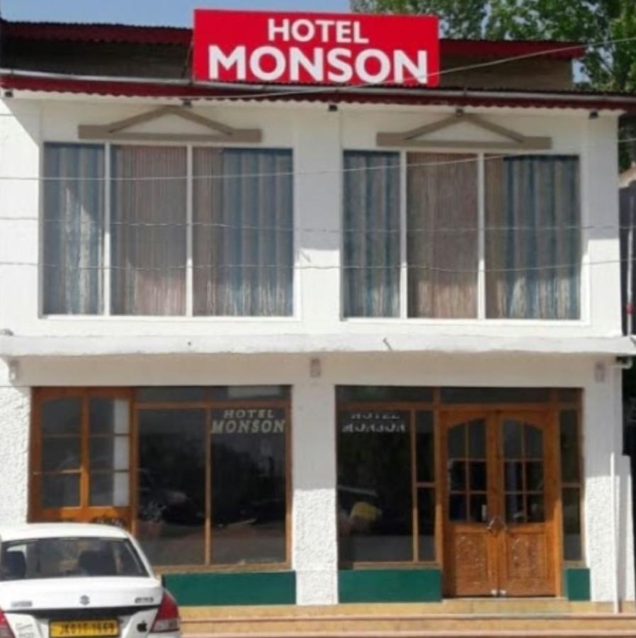 Hotel Monson Srīnagar Exterior foto